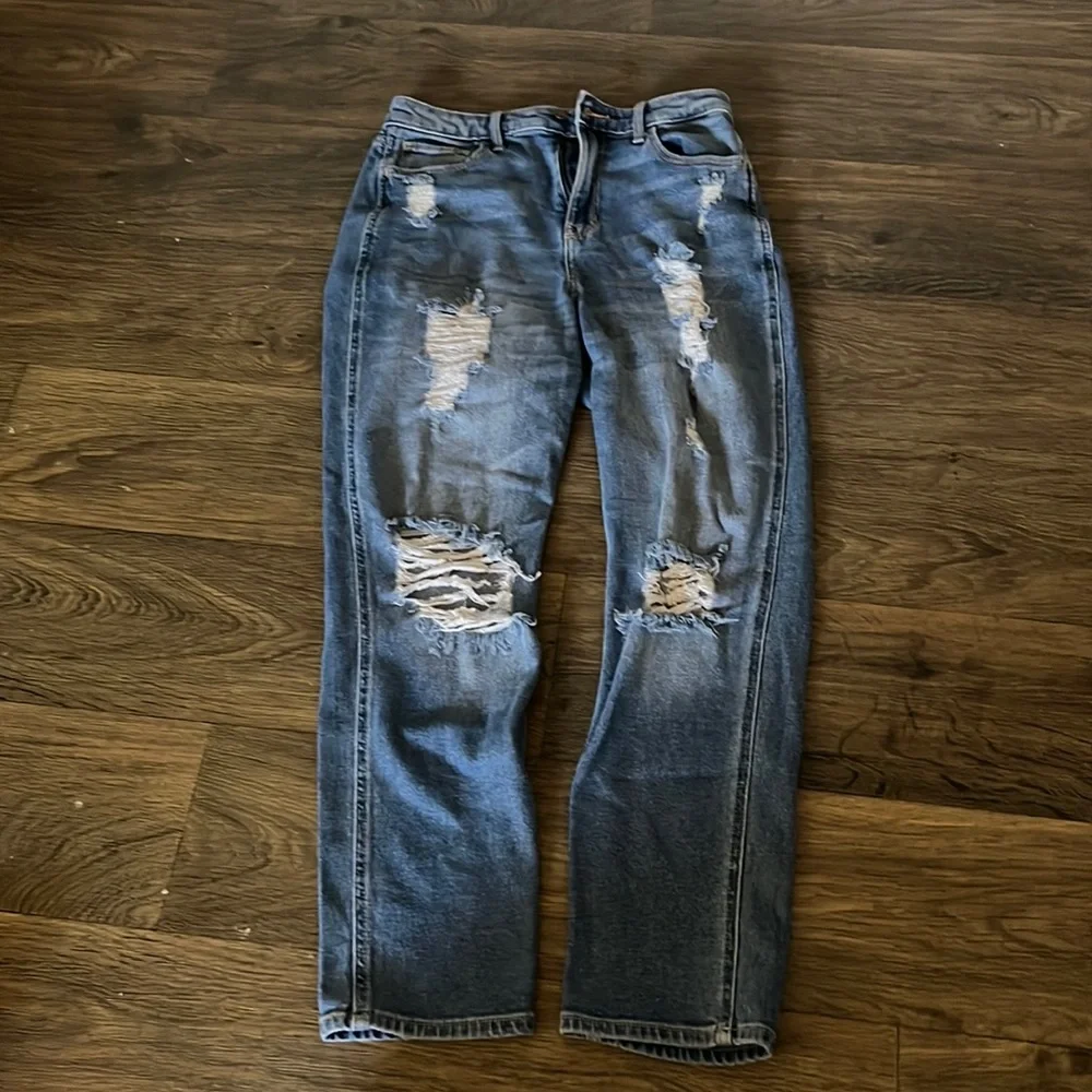 Mom jeans from hollister looser fitting - Picture 1 of 2